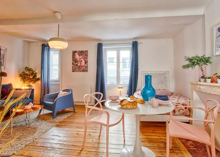 Navyrose - Joli - Centre De شقة